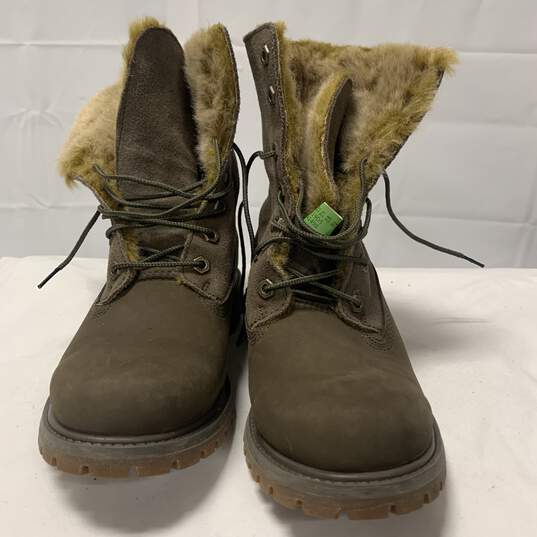 Women's Winter Boots Size: 7.5 image number 1
