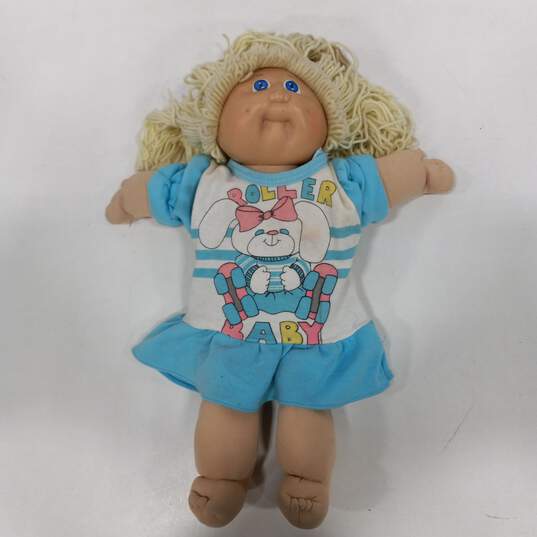 Blonde Yarn Hair Blue-Eyed Cabbage Patch Doll image number 1