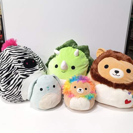 5pc Set of Assorted Squismallow Stuffed Animals image number 1