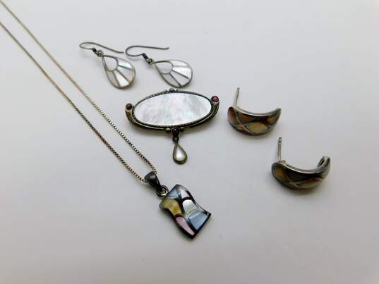 Artisan 925 Colorful Mother of Pearl Pendant Necklace Teardrop Drop & Curved Post Earrings & Garnet & Shell Oval Brooch 14.8g image number 1