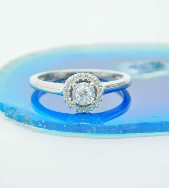 10K White Gold 0.22 CTTW Diamond Engagement Ring 2.4g image number 1