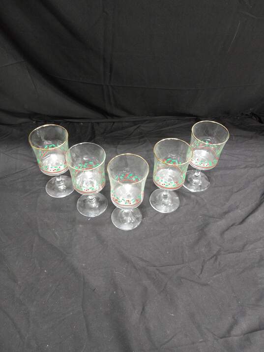 5 Vintage 1985 Arbys Christmas Collection Glasses image number 1