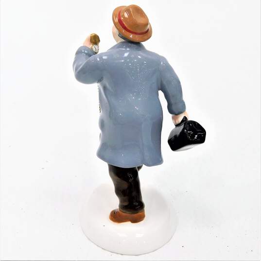 Department 56 Snow Village Making A House Call Figurine Accessory 55170 image number 4