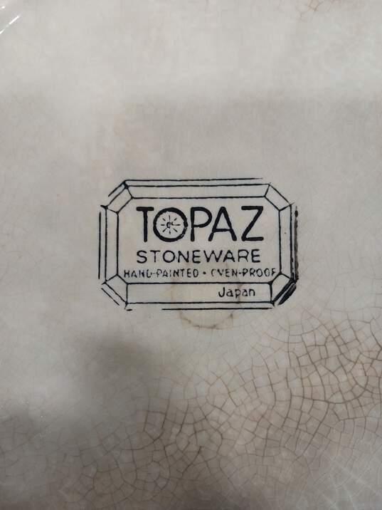 Cream Colored Topaz Stoneware Dish image number 3