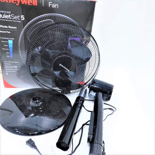 Honeywell Advanced QuietSet 5 Oscillating 16in Whole Room Stand Fan IOB Black image number 1