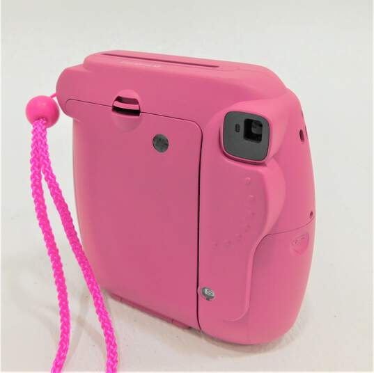 Fujifilm Brand Instax Mini 8 Model Pink Instant Camera w/ White Carrying Case image number 3