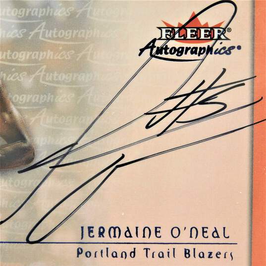 2000-01 Jermaine O'Neal Fleer Autographics Portland Trailblazers image number 2