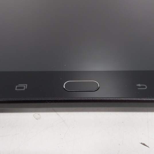 Samsung Galaxy Tab E IOB image number 2