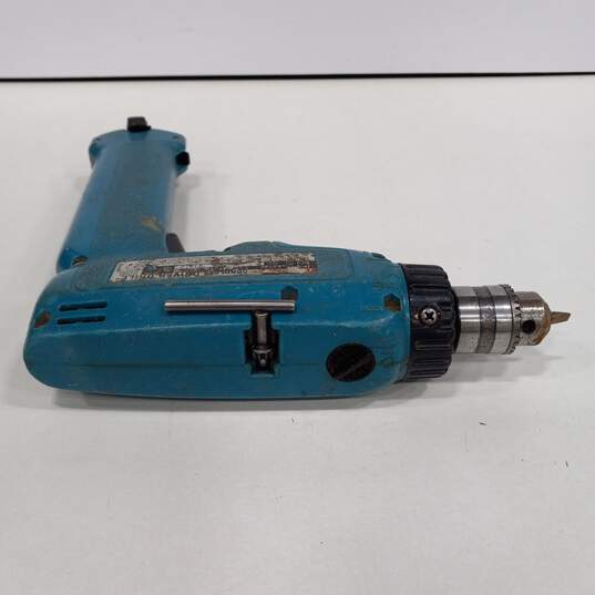 MAKITA Drill In Case w/ 2 Chargers image number 6
