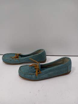 Minnetonka Women's Blue Canvas Moc Loafers Size 8.5 alternative image