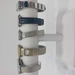Bundle of Five Assorted Men's Wrist Watches alternative image