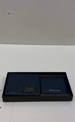 Michael Kors Men's Navy Pebble Leather Wallet Set (New) alternative image