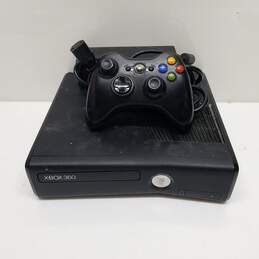 Microsoft Xbox 360 Slim 4GB Console Bundle with Controller & Games #3 alternative image