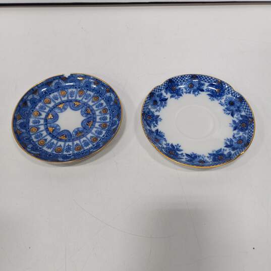 White, Blue, & Gold Floral Russian Plate Set image number 1
