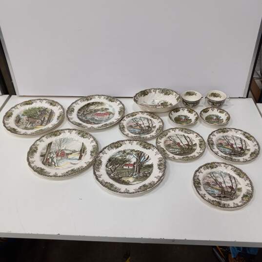 Johnson Bros. The Friendly Village China Lot of 14 image number 2