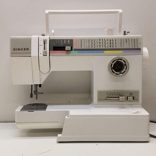 Singer Model 9134 Sewing Machine image number 2