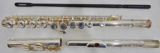 Armstrong Model 104 and Gibson Baldwin Music Education Brand Flutes w/ Cases (Set of 2) image number 2