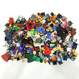 9.5oz Lego DC/Marvel Mini Figure Mixed Lot