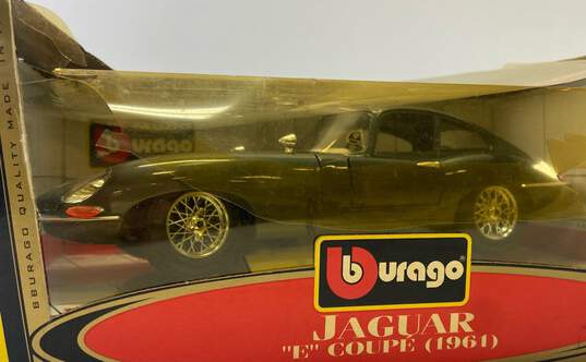 Burago Jaguar E Coupe 1961 Dark Grey image number 7