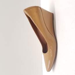 Donald J. Pliner Women's Nude Patent Leather Wedge Heels Size 7.5 alternative image