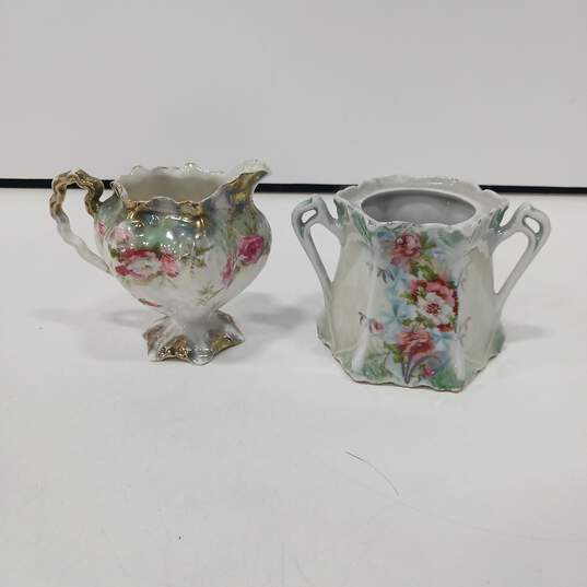Vintage Floral Pattern Creamer & Sugar Bowl Set image number 1
