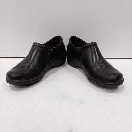 Clarks Collection Soft Cushion Leather Upper Side Zip Black Comfort Shoes Size 9 image number 2