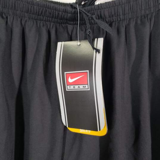 NWT Mens Dri Fit Elastic Waist Drawstring Athletic Shorts Size Medium image number 3