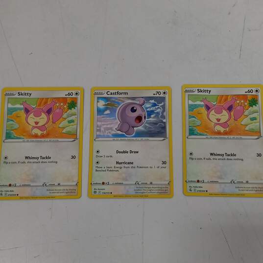 Pokemon Trading Cards in 2  Lunch Boxes image number 4