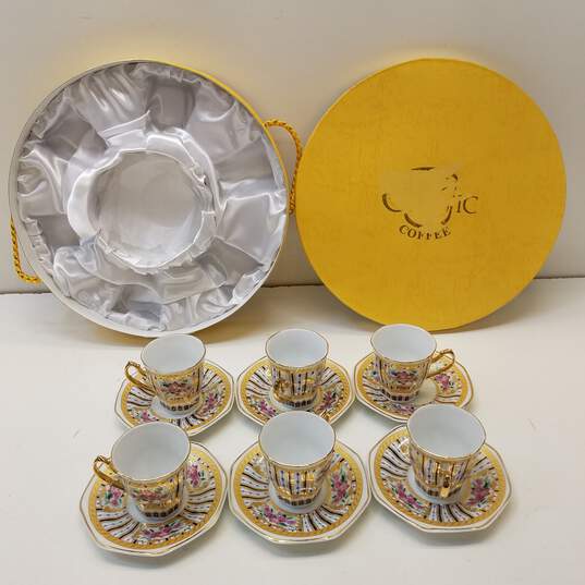 Classic Coffee CC14 Expresso Cup and Saucer Set image number 1