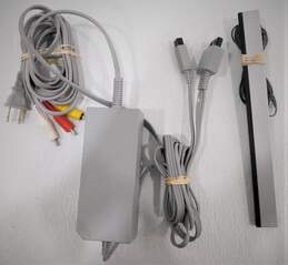 Nintendo Wii with 2 controllers and 1 Nunchuck alternative image
