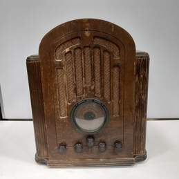 Antique RCA Victor Company Model 128 Superheterodyne Radio