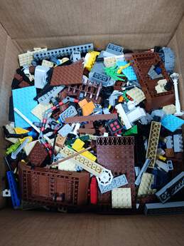 Lot of 8lbs of Assorted Building Blocks