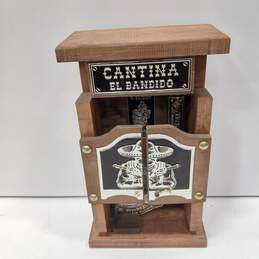 Cantina El Bandido Tequila Decanter & Wooden Case