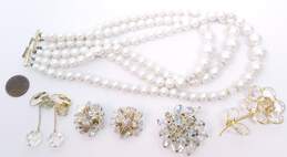 (G) VNTG Faux Pearl Aurora Borealis Necklace Floral Cluster Brooches & Earrings