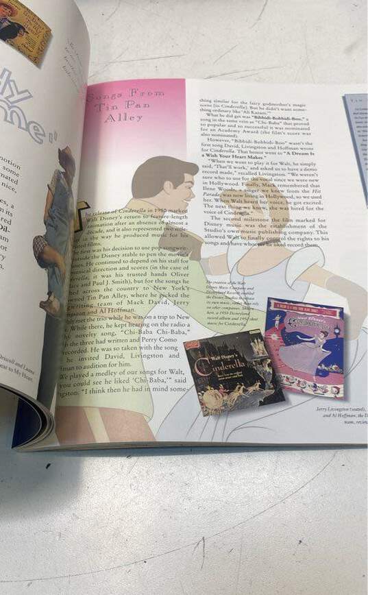 The Music of Disney - A Legacy in Song - 3 Cassette Box Set with Companion Book image number 4