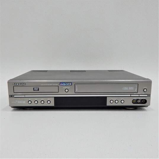 Samsung Brand DVD-V2000 Model DVD/VHS Dual Deck w/ Power Cable image number 2