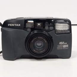 Pentax 35mm camera in Case alternative image
