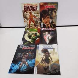 Bundle of 12 Assorted Comic Books alternative image