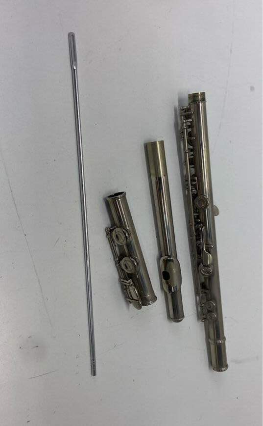 Bundy Selmer Flute 122081 With Case image number 5