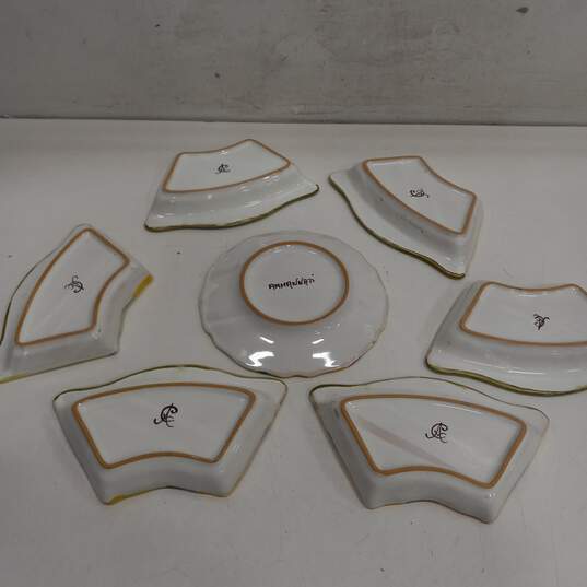 Festive Eight-Piece Painted Ceramic Chips & Dip Set image number 5