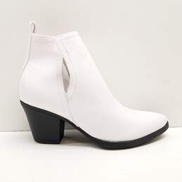 Jeeini Women's White Faux Leather Ankle Boots Size 7.5 alternative image