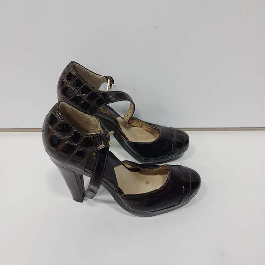 Michael Kors Women's Leather Alligator Print Ankle Strap Heels Size 6.5M image number 3
