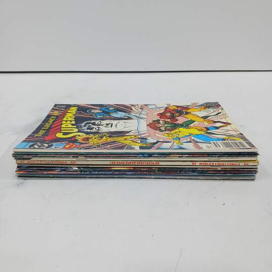 Bundle of 15 Assorted Comic Books image number 3