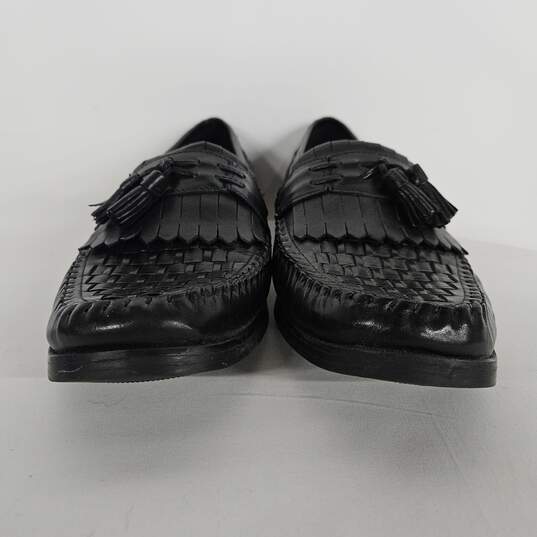 Woven Black Tassel Slip On Comfort Loafers image number 1