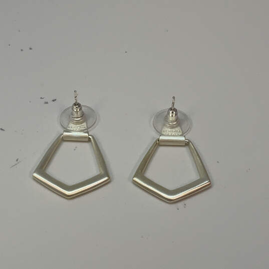 Designer Kendra Scott Silver-Tone Paxton Drop Earrings With Dust Bag image number 3