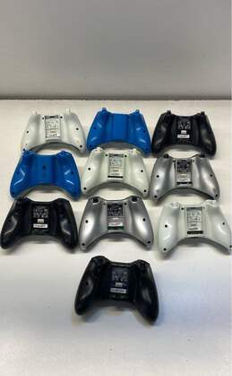 Microsoft Xbox 360 controllers - Lot of 10, mixed color >>FOR PARTS OR REPAIR<< alternative image