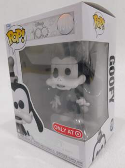 Funko POP! Disney Icons D100 - Goofy 1310 alternative image