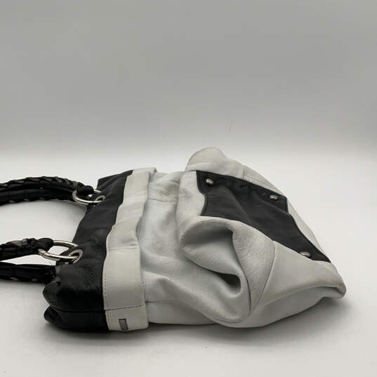 Womens White Black Leather Foldable Inner Pockets Studded Shoulder Bag image number 4