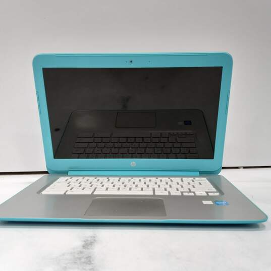 Teal Blue HP Chromebook Model 14-q03wm image number 2