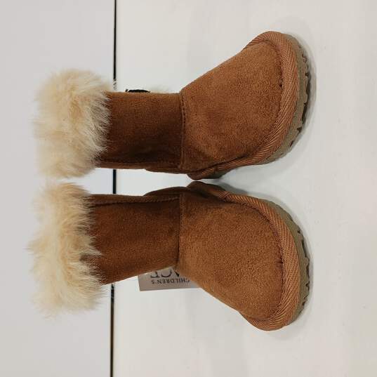 Children's Winter Boots Size 5 image number 2
